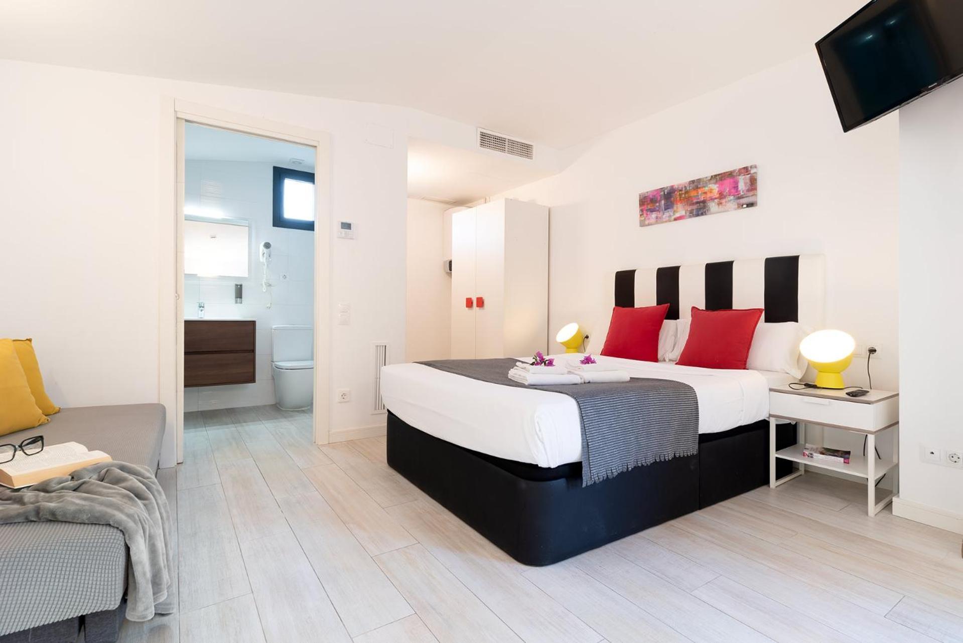 Castell Beach Aparthotel Castelldefels Exterior photo